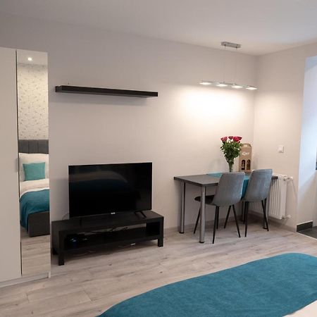 Var Apartman Эгер Экстерьер фото